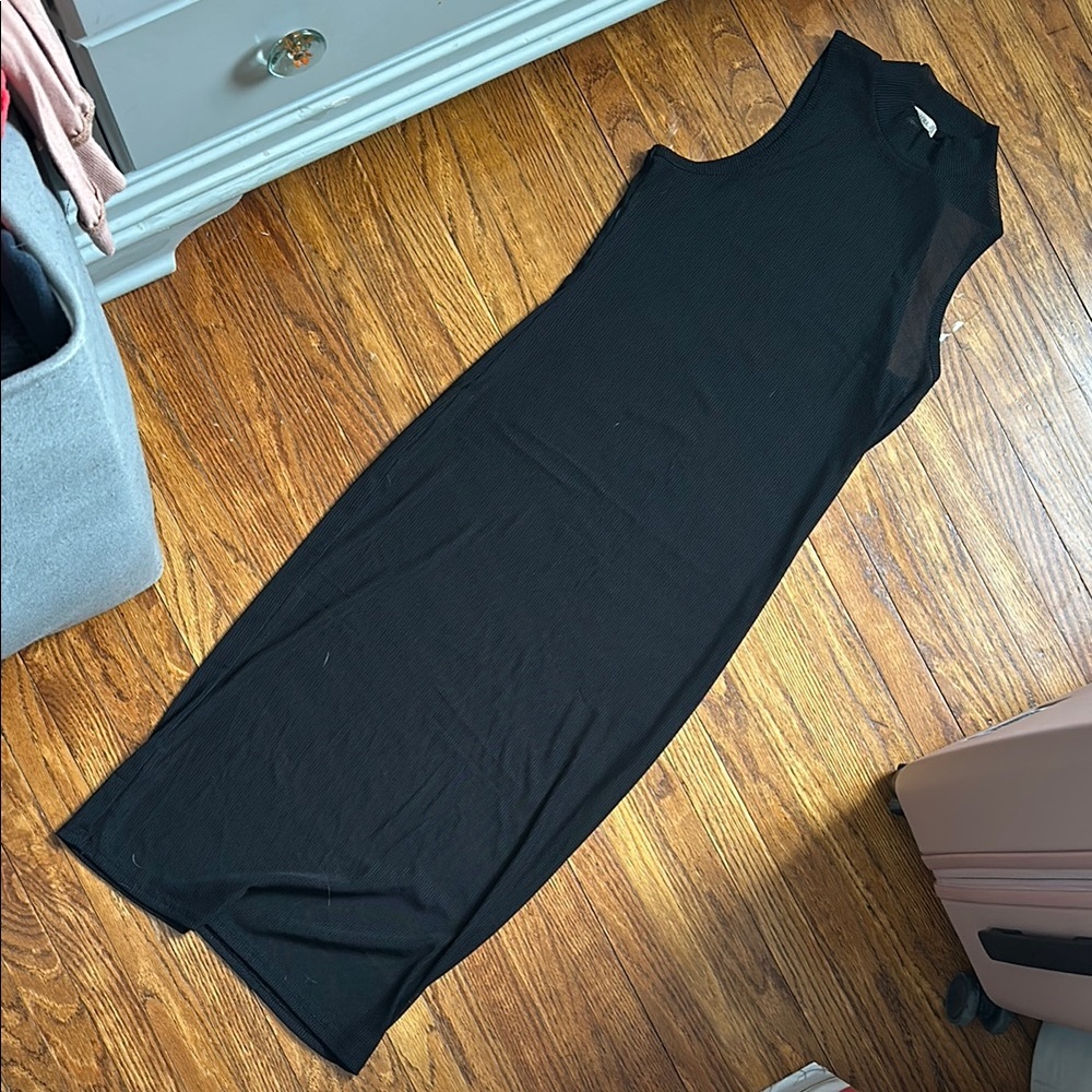 Elegant Black Sleeveless Swim Cover up